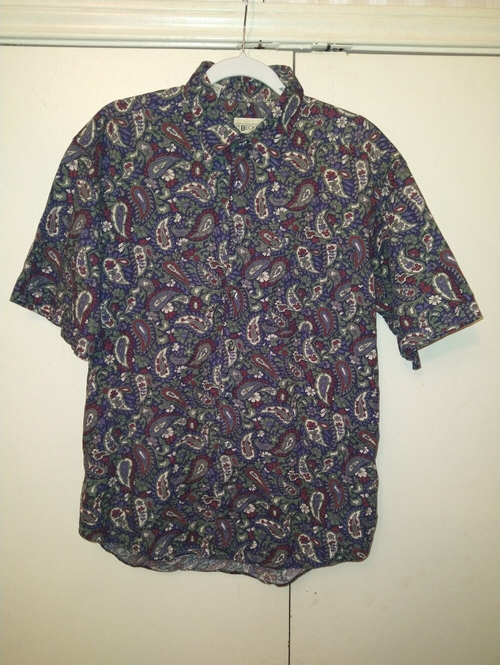 JT Beckett Floral Paisley Print Short Sleeve Button Up Shirt Men's sz Medium